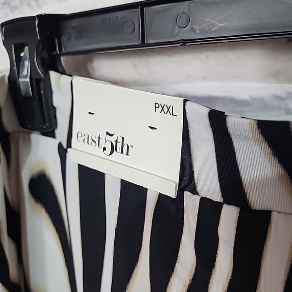 East 5th‎ Skirt PXXL Animal Print Elastic Waist Side Slit Maxi Petite NWT Flowy - Picture 3 of 8